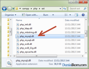 file php_mysql.dll pada folder ext PHP