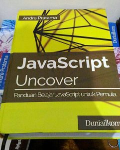 Buku cetak JavaScript Uncover