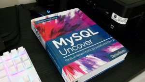 Tampilan Buku Cetak MySQL Uncover Duniailkom